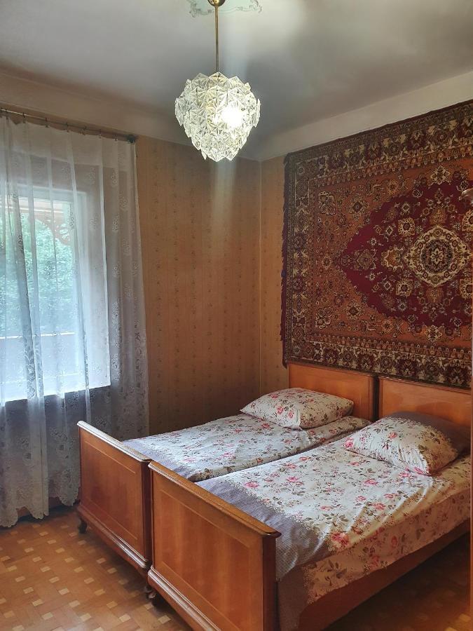 Guest House Raisa Дилиян Екстериор снимка