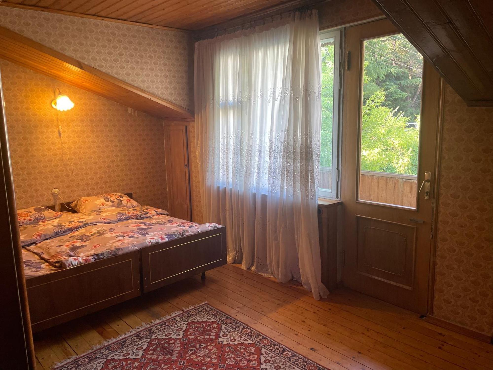 Guest House Raisa Дилиян Екстериор снимка