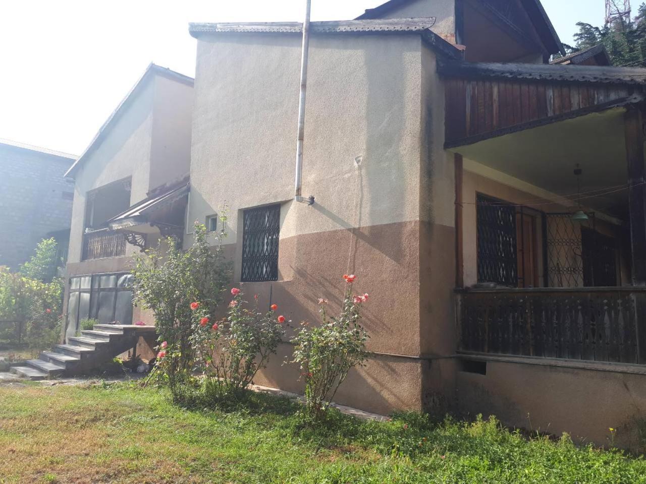 Guest House Raisa Дилиян Екстериор снимка